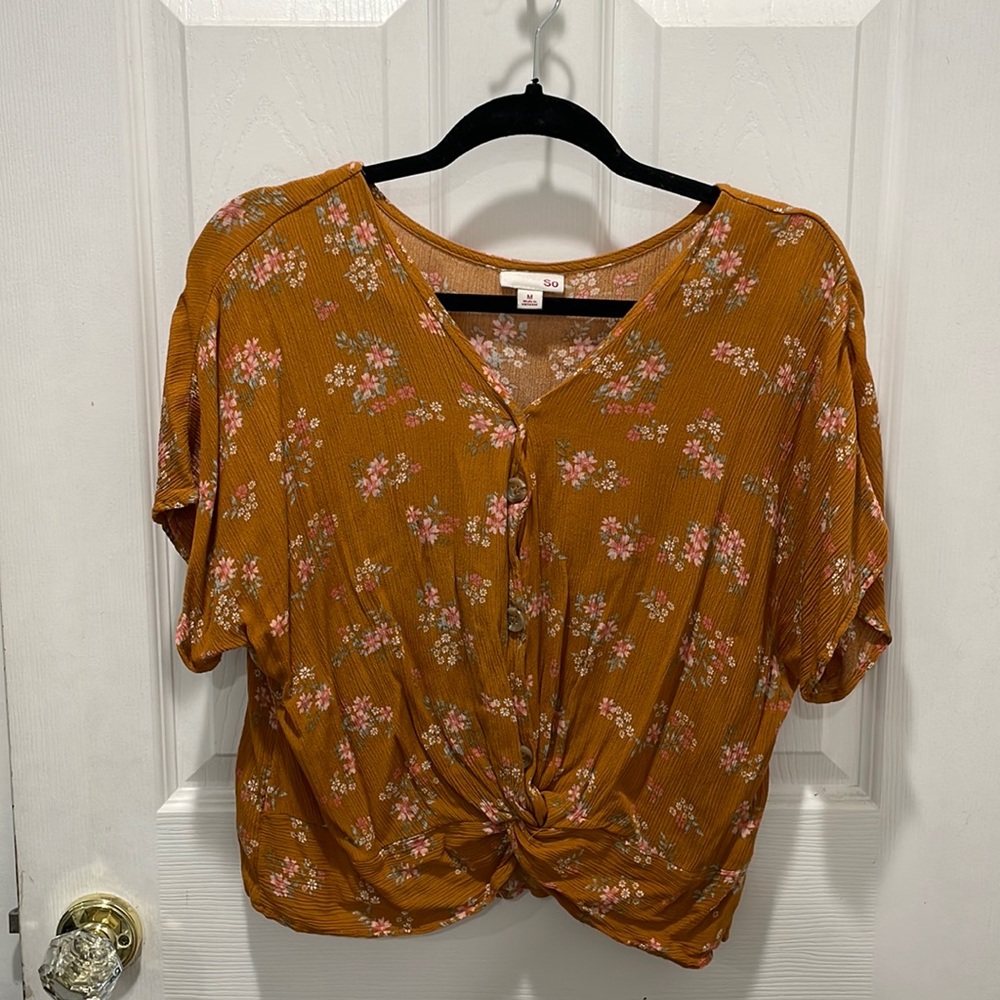 Pretty Summer Floral Blouse